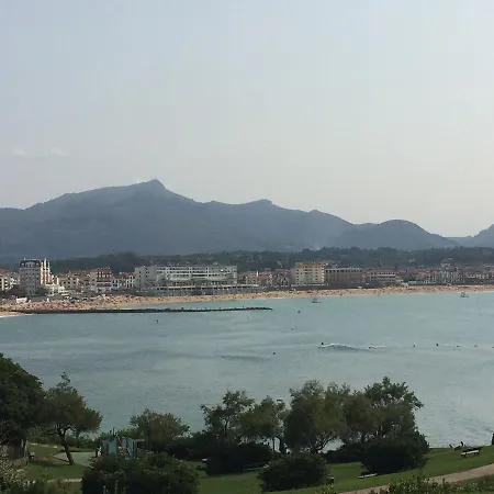 Bel Vue - 1er Rang Front De *